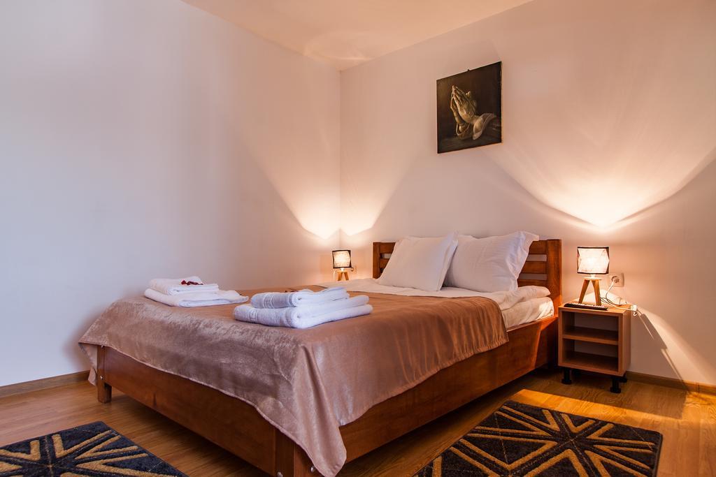 Casa Arbo Hotel คาลิมาเนช ภายนอก รูปภาพ